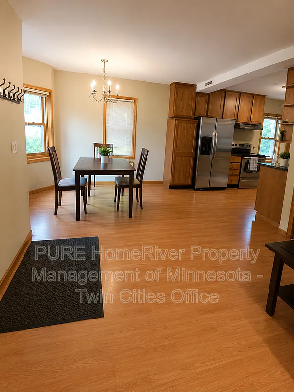 3 bed, 2.0 bath, 2328 sqft, $2,549 — Photo 3