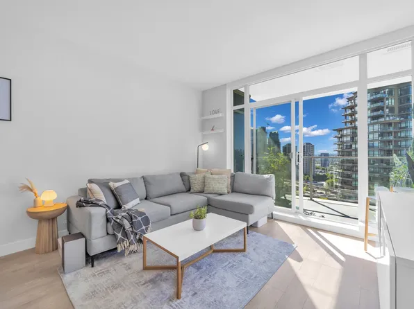 1788 Gilmore Ave #1701, Burnaby, BC V5C 0L5