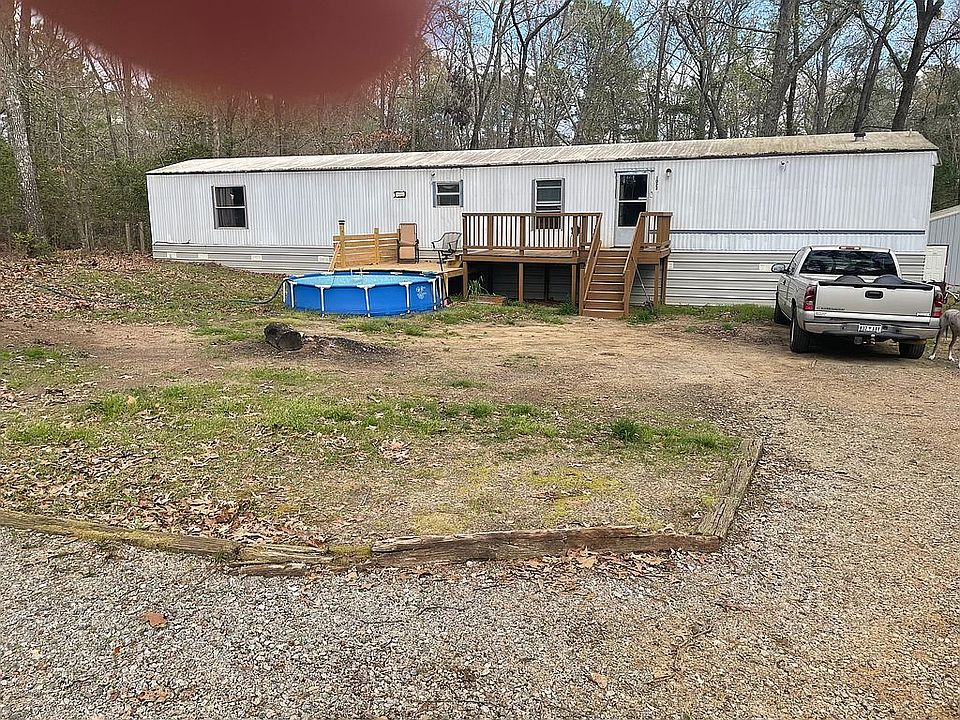 1st image of 1023 Woodford Rd