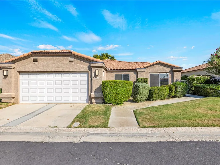 48137 Vista Cielo — Photo 9