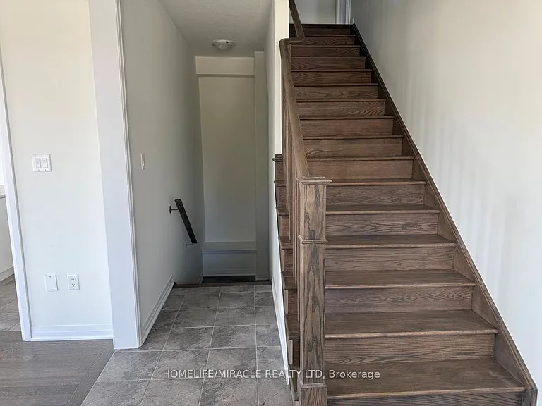 40 Turnbull Dr — Photo 6