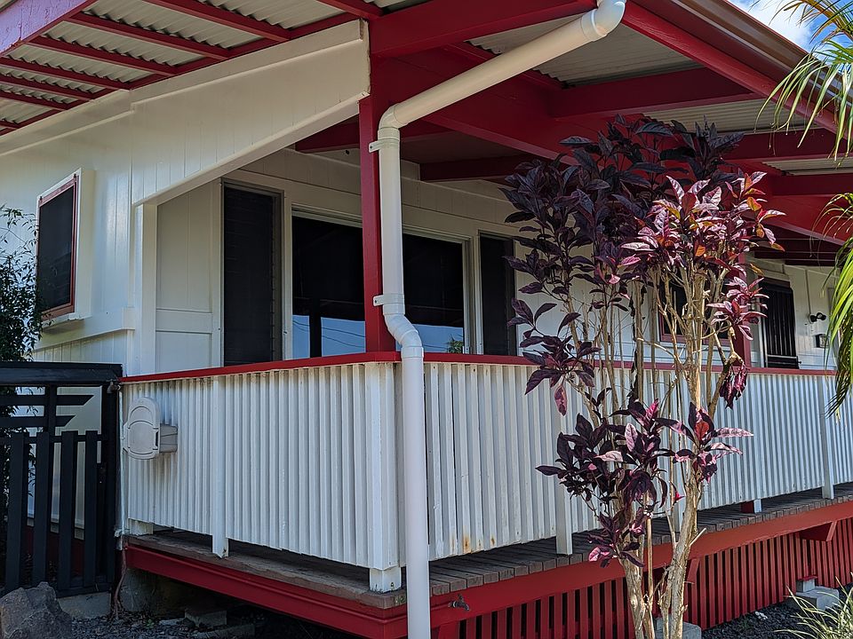 2nd image of 526 Kaumana Dr