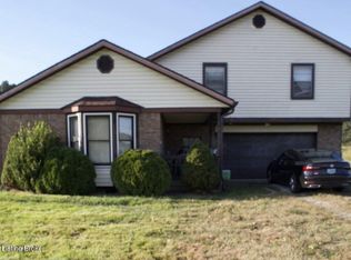 2381 Knob Creek Rd, Shepherdsville, KY 40165