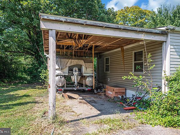 5th image of 11840 Cherry Rd