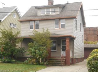 934 Royal Rd, Cleveland, OH 44110