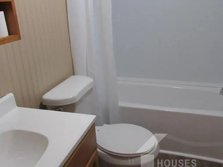 315 Old Dunham Bridge Rd — Photo 12