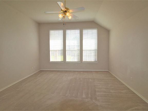 4th image of 6025 Fannin Dr