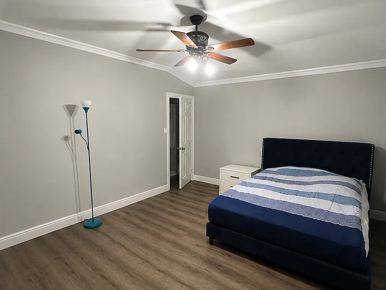 1752 Crescent Creek Ln — Photo 24