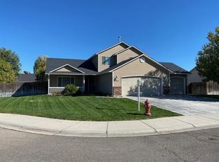 472 E Taper Ct, Kuna, ID 83634