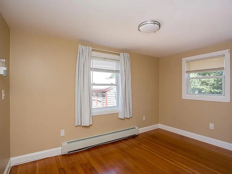 132 Evarts St #2 — Photo 16