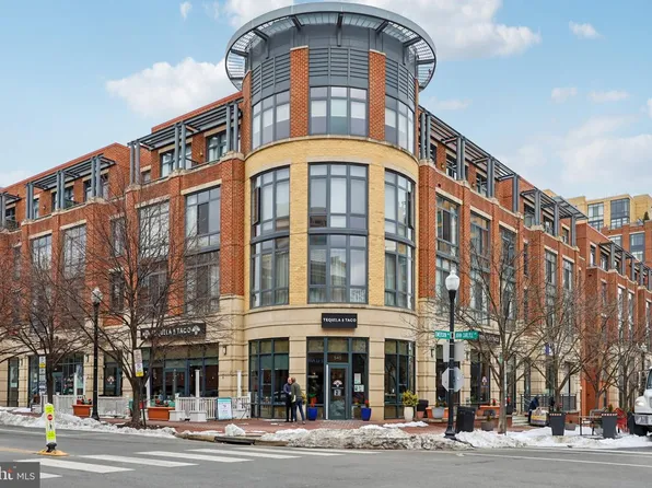 520 John Carlyle St Unit 432, Alexandria, VA 22314