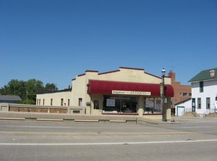 1 E Main St, East Dundee, IL 60118