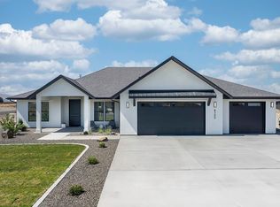 8100 Trellis Ct, Pasco, WA 99301