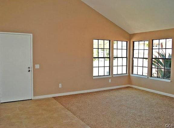 5th image of 28156 Thorley Ct