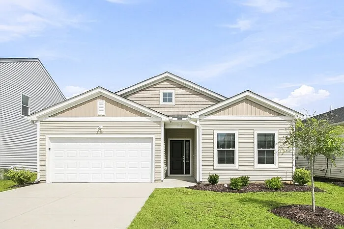 3 bed, 2.0 bath, 1708 sqft, $2,345 — Photo 1