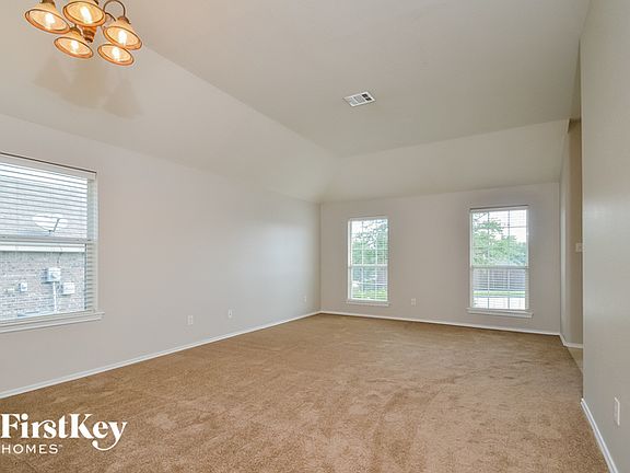 5th image of 624 Briergate Dr
