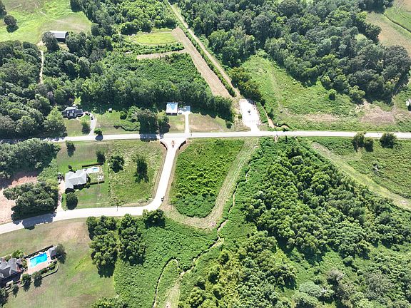 2nd image of 1 Fern Creek Dr