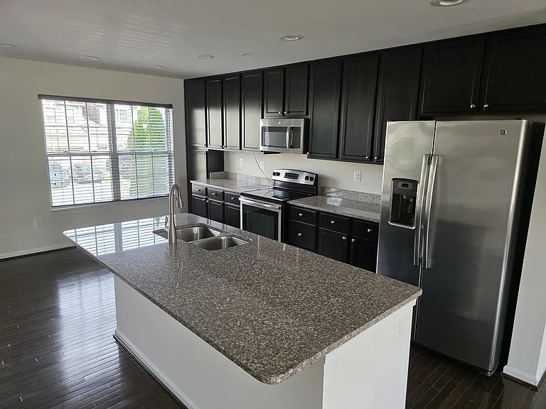 3715 Peace Chance Dr — Photo 24