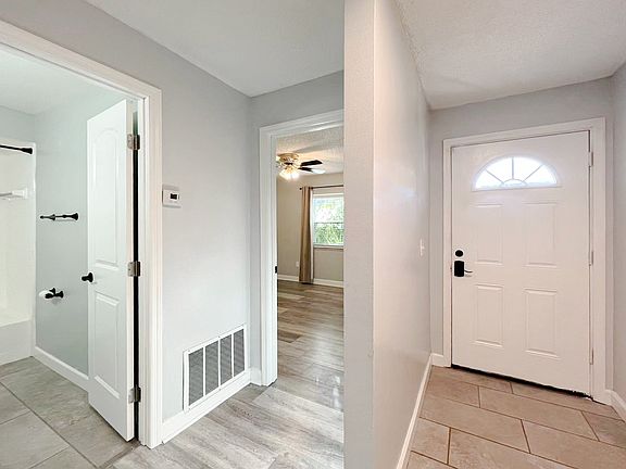 5th image of 2737 Gray Fox Ln #1