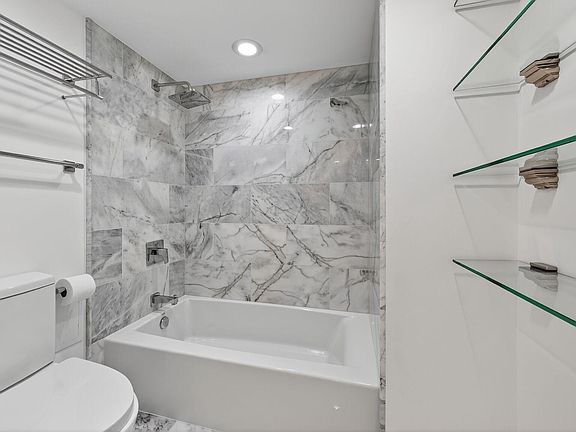 2nd image of 2100 Langston Blvd APT 339