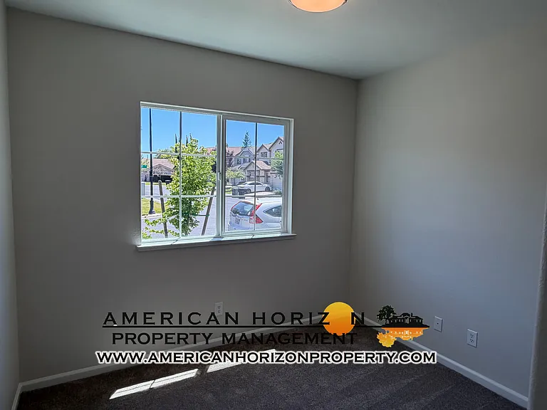 1650 Grey Bunny Dr — Photo 8