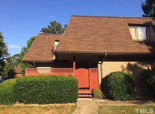 305 Brookberry Cir, Chapel Hill, NC 27517