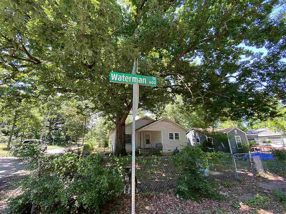 1st image of 601 Waterman St