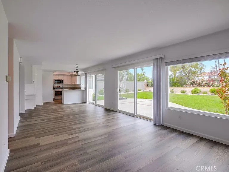 24511 Jeremiah Dr — Photo 17