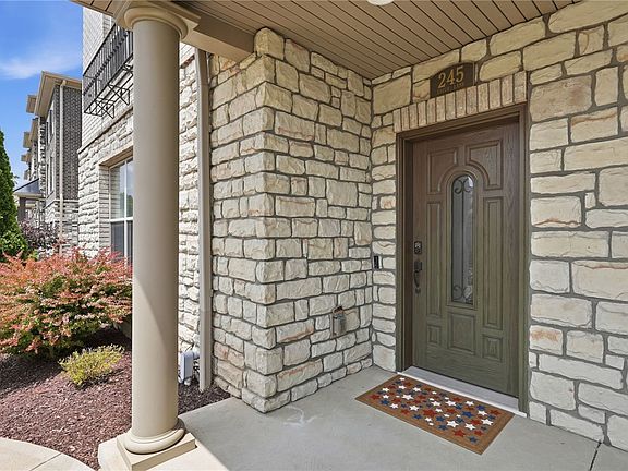 3rd image of 245 Lucca Ln
