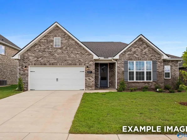 20976 English Ivy Ln, Athens, AL 35611