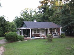 205 Law St, Woodruff, SC 29388