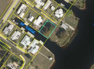 1050 Ehrke Ln, Moore Haven, FL 33471