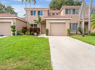 1531 W Harmony Lake Cir, Davie, FL 33324