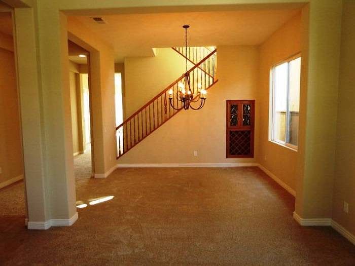 2nd image of 1664 Fleishbein St