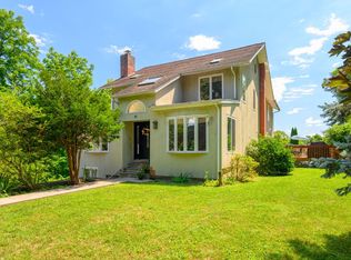 51 Old Bridge Rd, Brookfield, CT 06804