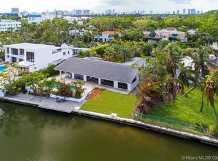 2575 Flamingo Dr, Miami Beach, FL 33140