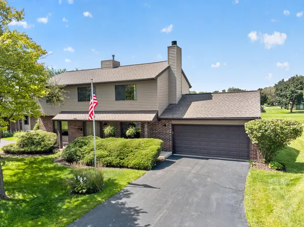 701 Parkview Ct, Roselle, IL 60172