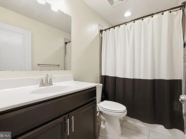 5060 Judicial Way — Photo 34
