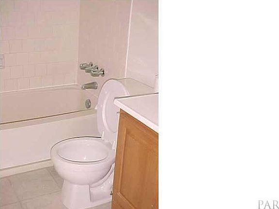 4th image of 3370 Green Briar Cir #A