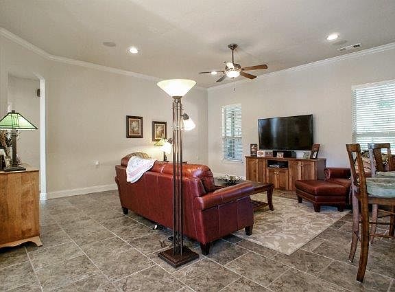 2nd image of 8679 Glen Hollow Dr