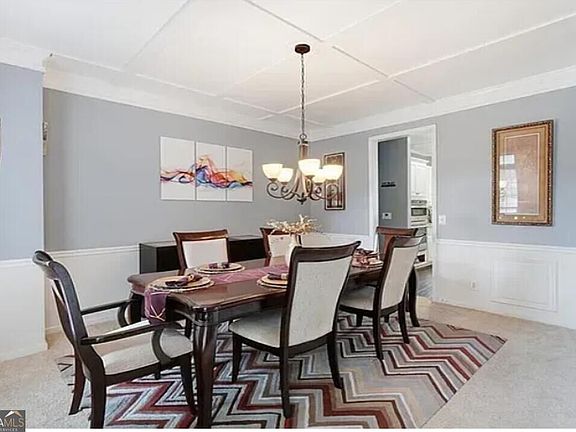 4th image of 9291 Carillon Ct