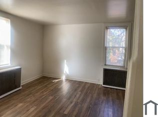 138 Holland Ave #2R, Staten Island, NY 10303