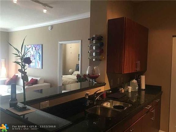 5th image of 2421 NE 65th St APT 607