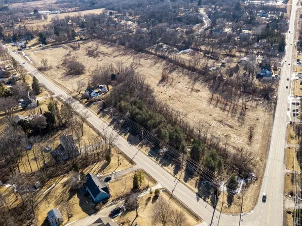 5245 S Martin ROAD, New Berlin, WI 53146