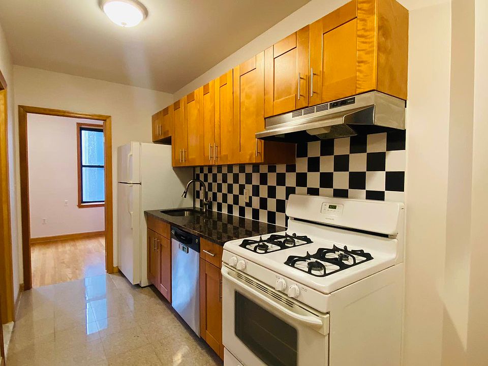 1st image of 183 Mott St APT 3D