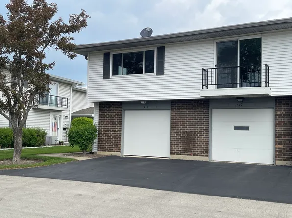 217 Kendrick Ct #217, Schaumburg, IL 60194