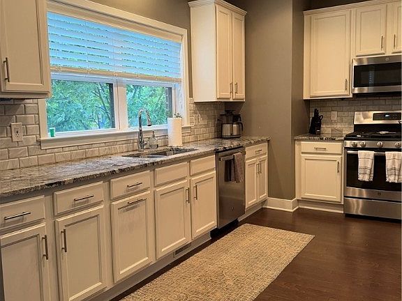 2nd image of 5405 Libbie Mill West Blvd