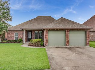 105 Queensberry Dr, Lafayette, LA 70508