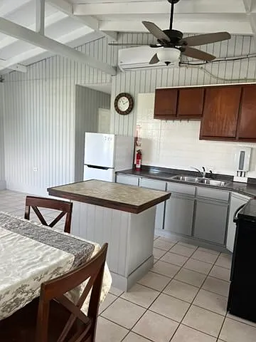 2713 Calle 8 — Photo 33