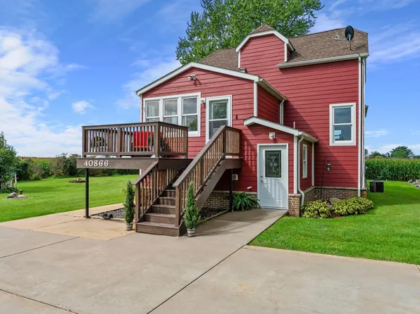 40866 Jivaro St NW, Braham, MN 55006